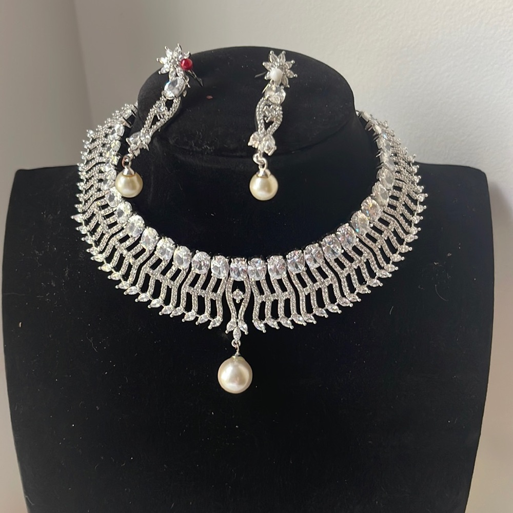 Trendy luxury cubic zirconia set